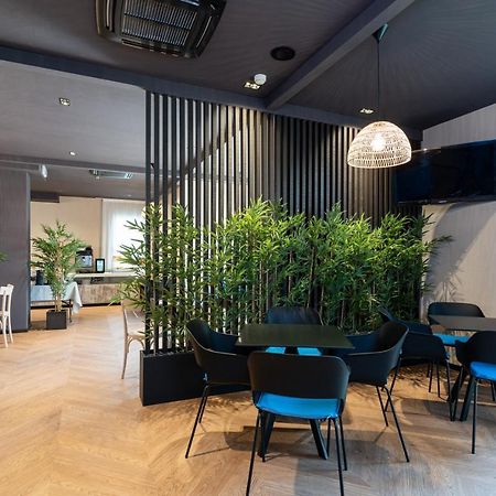 B&B Isabella Milano Marittima Bagian luar foto