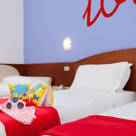 B&B Isabella Milano Marittima Ruang foto