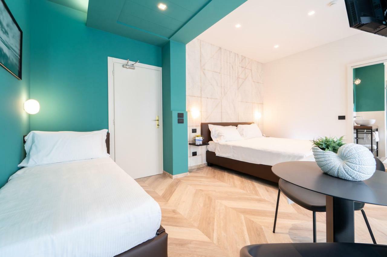 B&B Isabella Milano Marittima Bagian luar foto